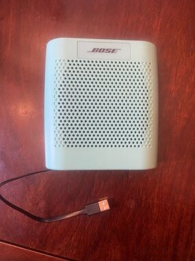 Bose Compact USB Speaker in Pale Blue